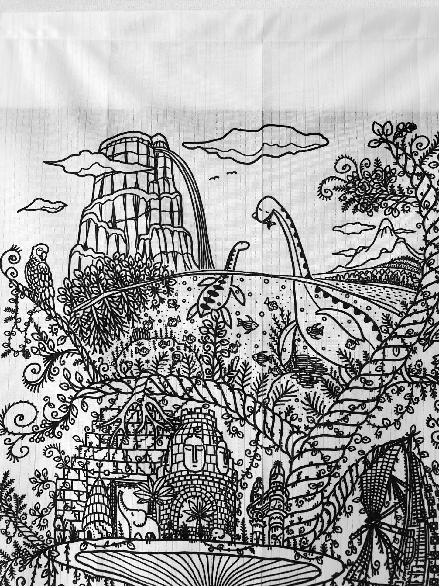 アート暖簾(のれん)To the world of Imagination