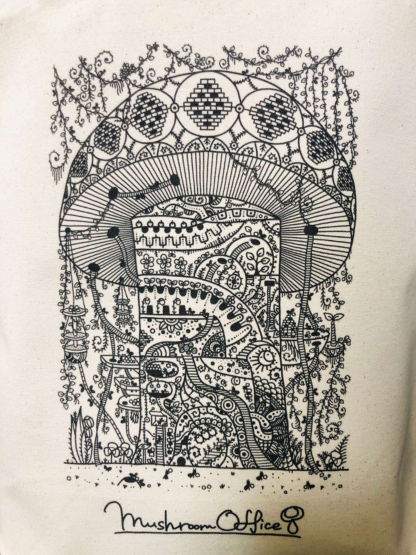 トートバッグMサイズ「Mushroom Office」